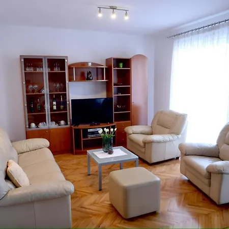 Apartman Ivana アパート